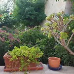 Estudio En טאולאדה